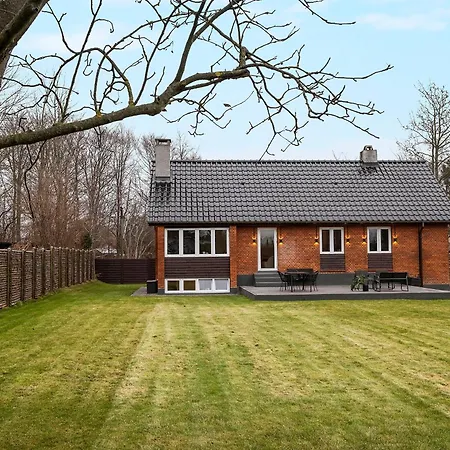 Scandinavian Luxury Villa Vaerlose (Copenhagen)
